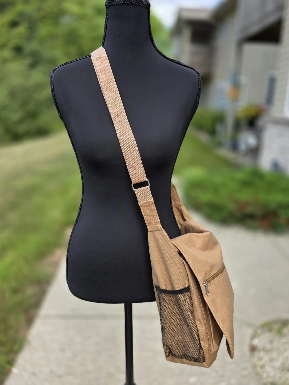 Audubon Birding Field Messenger Crossbody Bag Tan Brown Outdoor